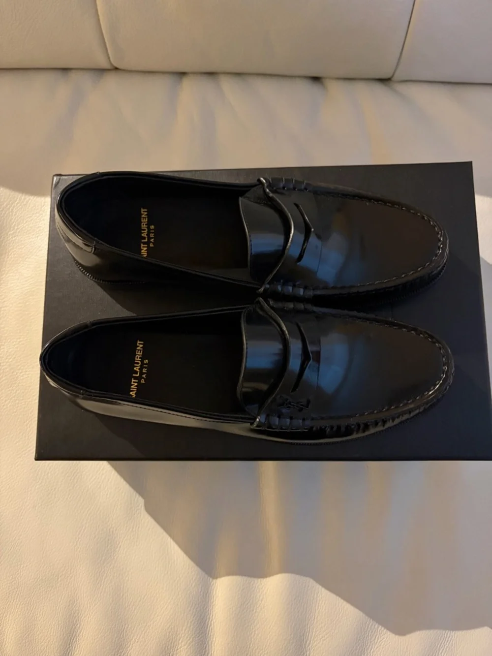 Saint Laurent Black Leather Penny Loafers - Gloss Finish - Picture 2 of 8